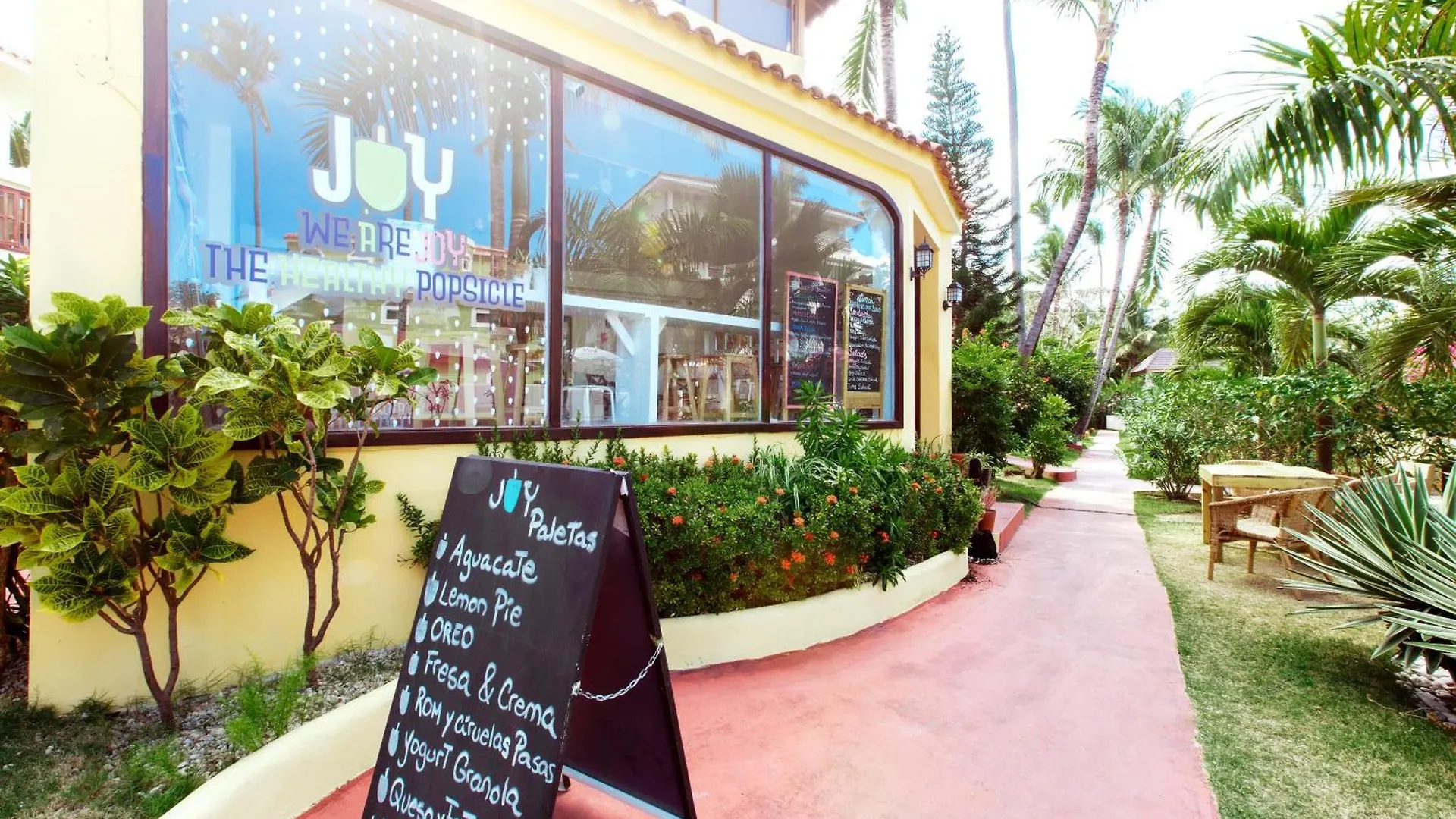 Serenara Studios And Suites - Los Corales Beach - Great Location With Many Restaurants Punta Cana Repubblica Dominicana