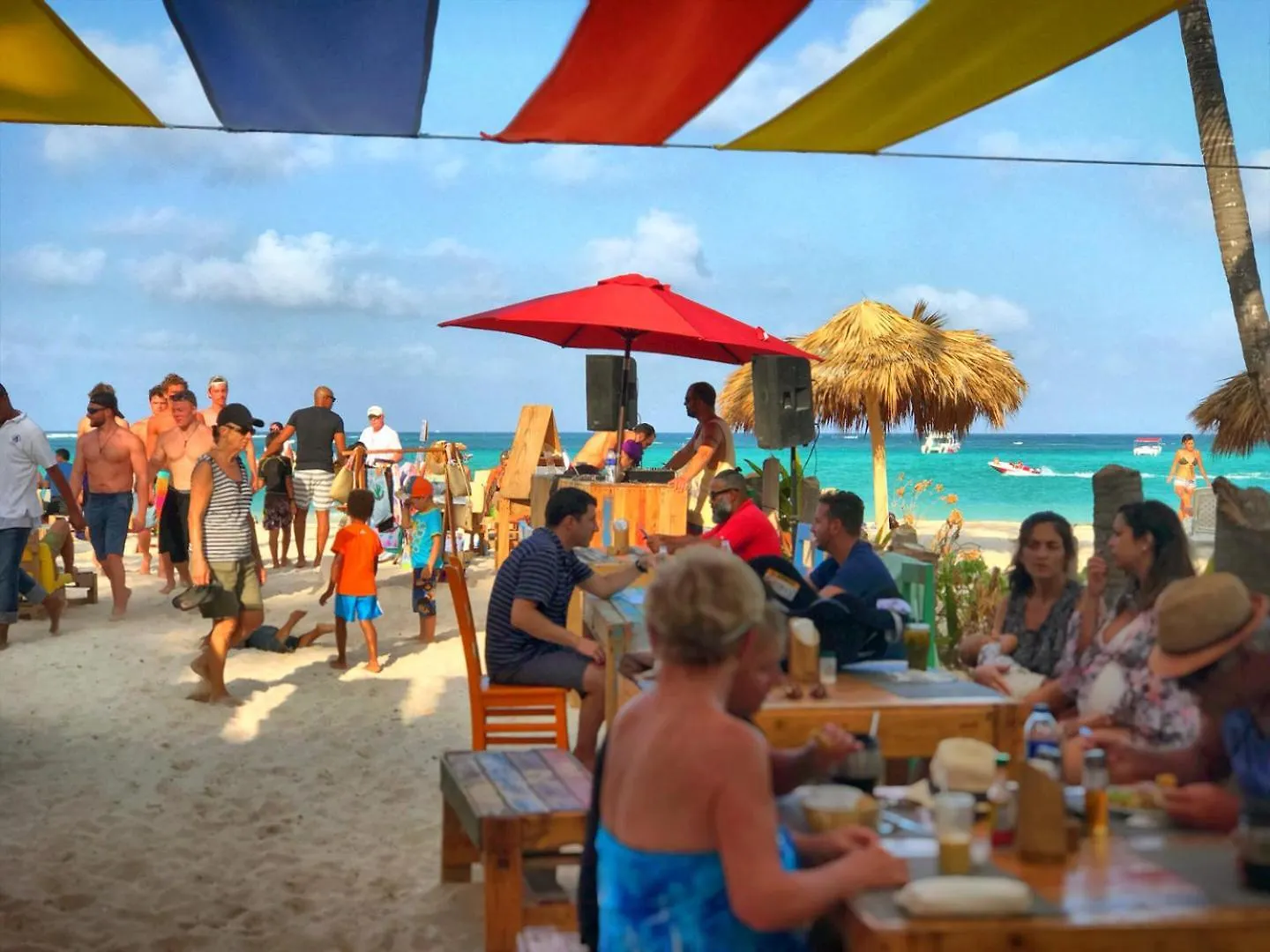 Aparthotel Serenara Studios And Suites - Los Corales Beach - Great Location With Many Restaurants Punta Cana