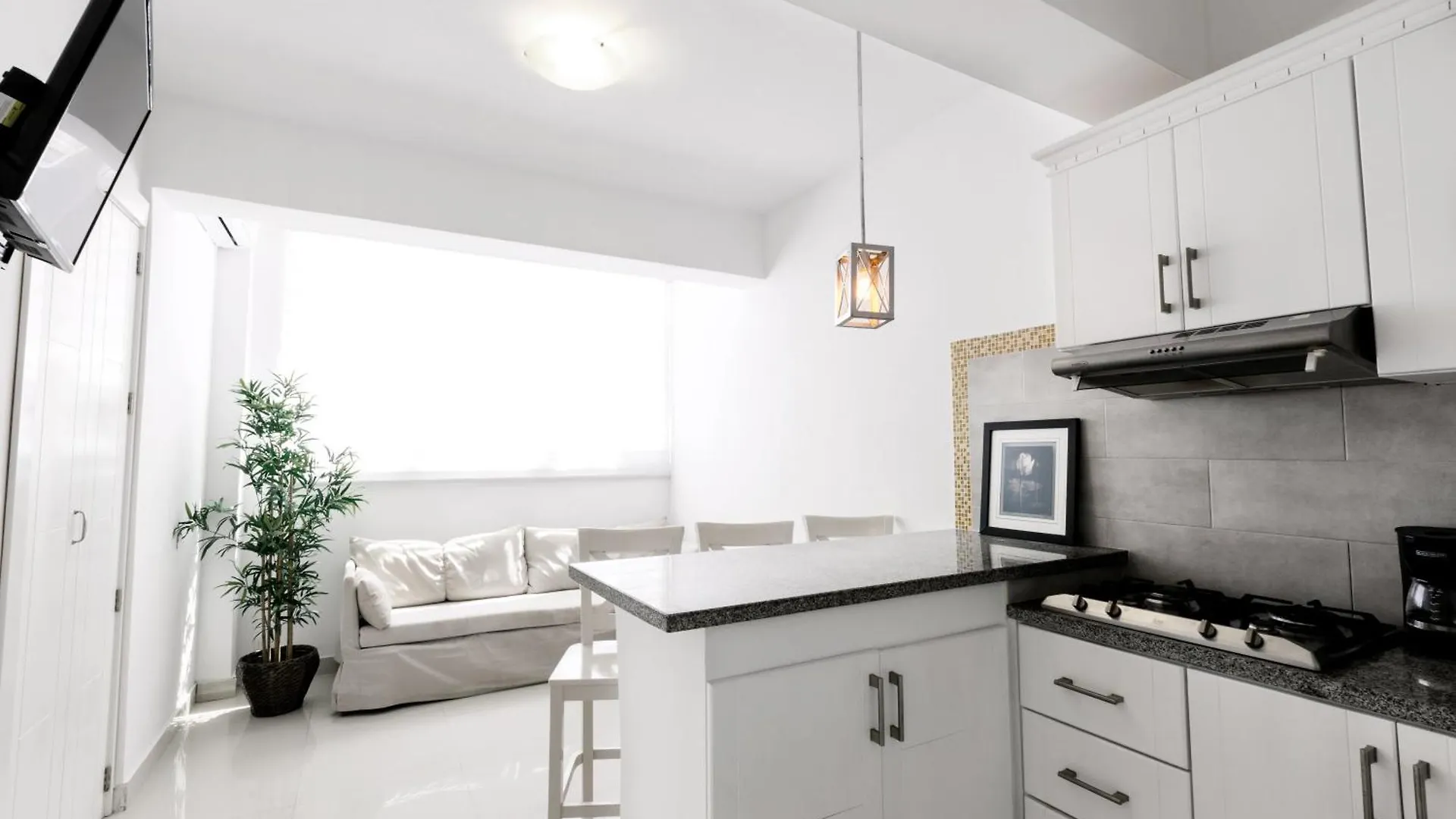 Serenara Studios And Suites - Los Corales Beach - Great Location With Many Restaurants Punta Cana Repubblica Dominicana